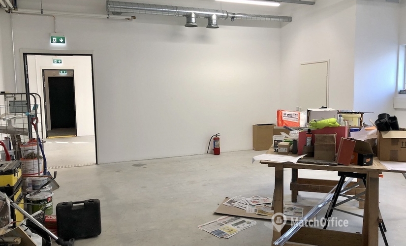 Varasto / tuotantotila Punttikuja 4 00730 Helsinki