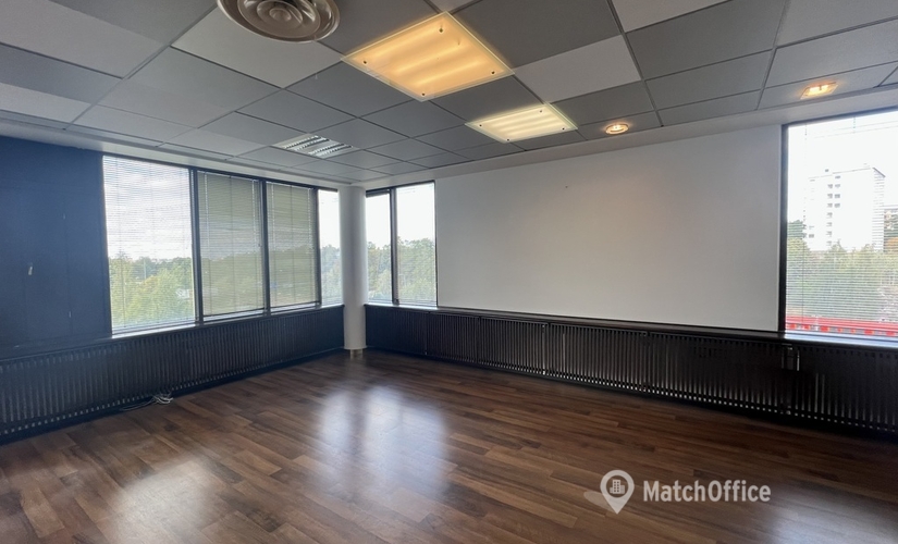 36 m² Office up for rent in Helsinki, Hitsaajankatu 6, 00810  - 1 | MatchOffice.com