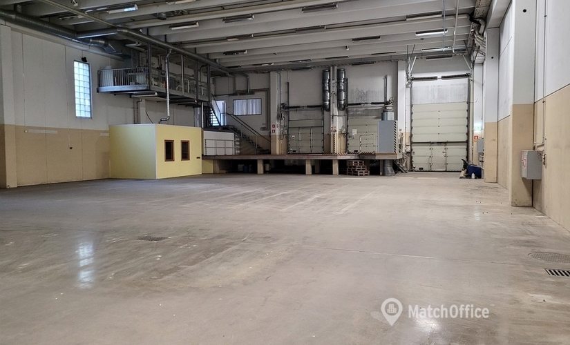 Varasto / tuotantotila Kattilalaaksontie 1 02330 Espoo