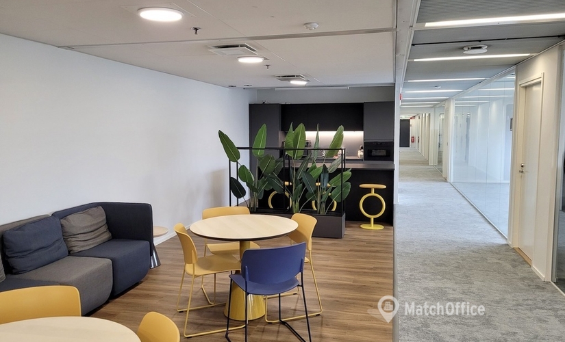 Toimisto Hitsaajankatu 24 00810 Helsinki