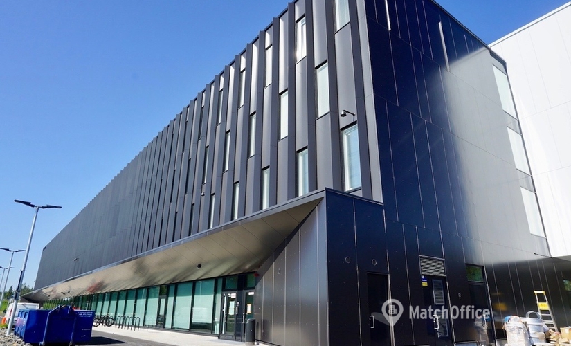 Varasto / tuotantotila Robert Huberin tie 16 01510 Vantaa