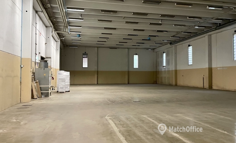 Varasto / tuotantotila Kattilalaaksontie 1 02330 Espoo