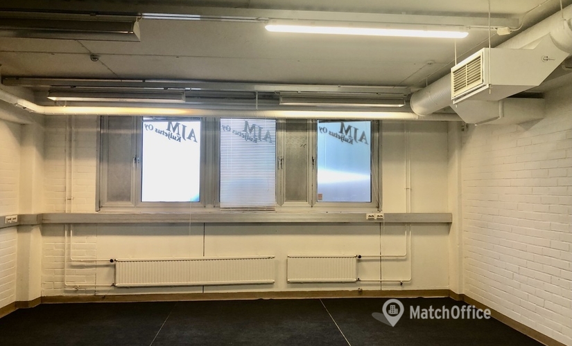 Varasto / tuotantotila Vellikellontie 4 00410 Helsinki