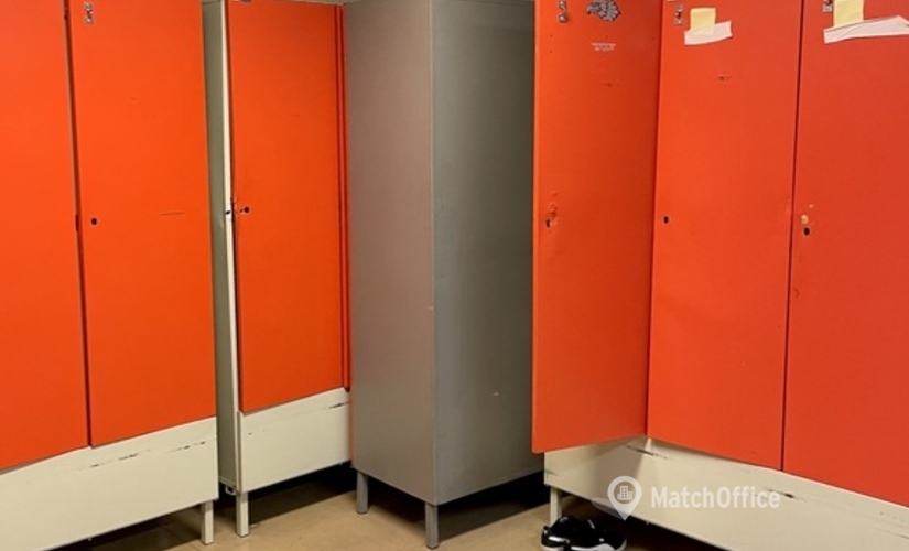 Varasto / tuotantotila Vellikellontie 4 00410 Helsinki