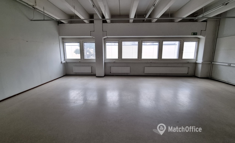 Varasto / tuotantotila Ruukinkuja 4 02330 Espoo