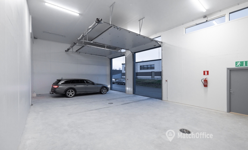 Varasto / tuotantotila Kiitoradankuja 3 01530 Vantaa