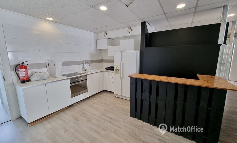 Toimisto Veneentekijäntie 16 02100 Espoo