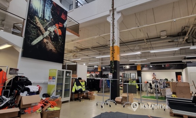 2226 m² Warehouse up for rent in Vantaa, Niittytie 13 (01300) - 1 | MatchOffice.com
