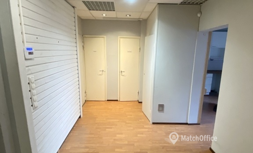 Varasto / tuotantotila Sahaajankatu 11 00880 Helsinki