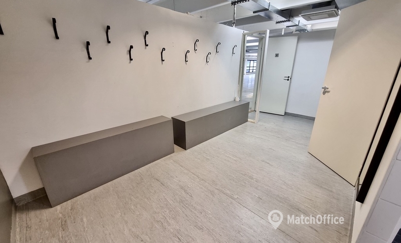 404 m² Commercial shop for rent in Helsinki, Ruosilankuja 3 (00390) - 4 | MatchOffice