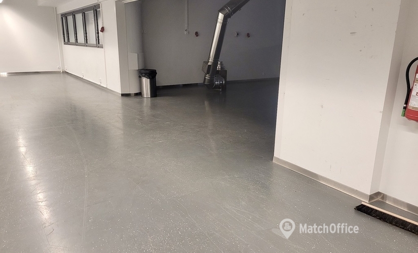 Varasto / tuotantotila Valimotie 21 00380 Helsinki