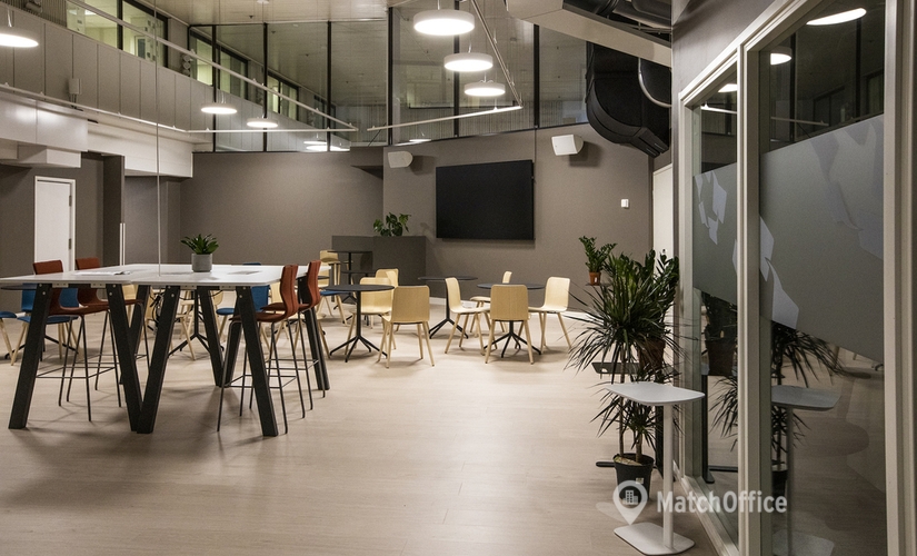 Toimisto Raatihuoneenkatu 21-23 13100 Hämeenlinna