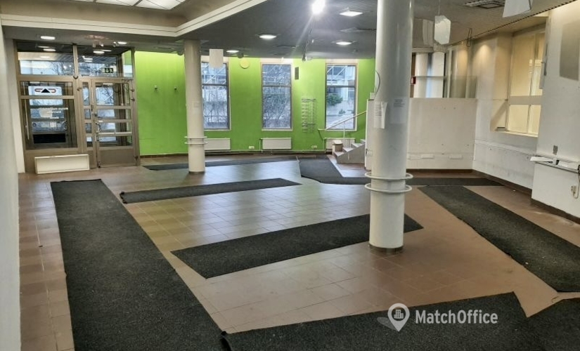 Liiketila Kirkonkyläntie 3 00700 Helsinki