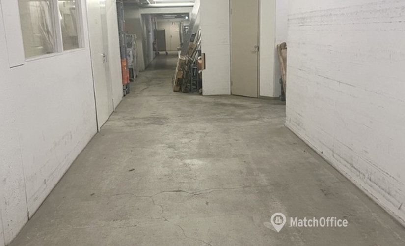 Varasto / tuotantotila Vellikellontie 4 00410 Helsinki