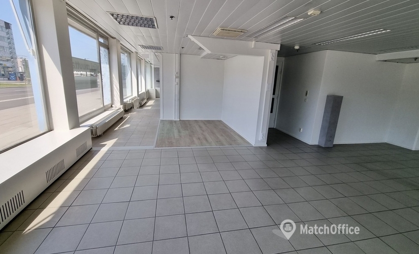 Liiketila Höyläämötie 2 00380 Helsinki