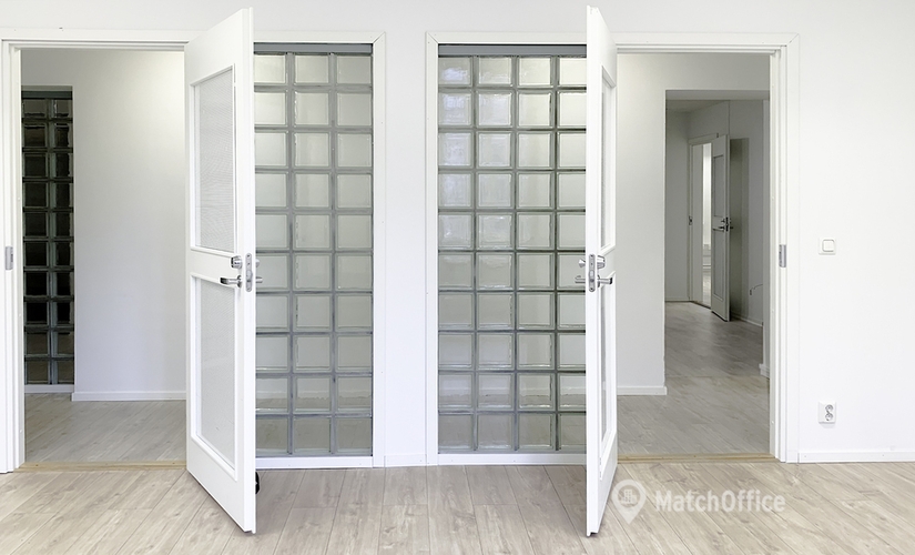 Toimisto Urho Kekkosen katu 4-6 00100 Helsinki