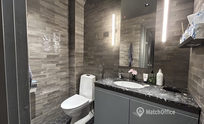 Toimisto Bulevardi 2-4 00120 Helsinki