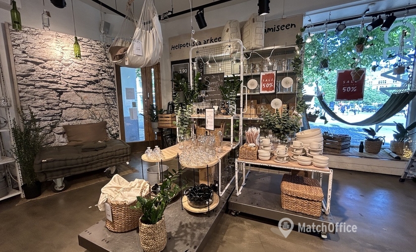 Liiketila Bulevardi 2-4 00120 Helsinki