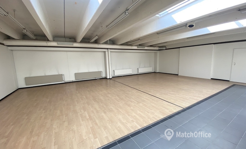 Liiketila Kalustetie 4 01720 Vantaa