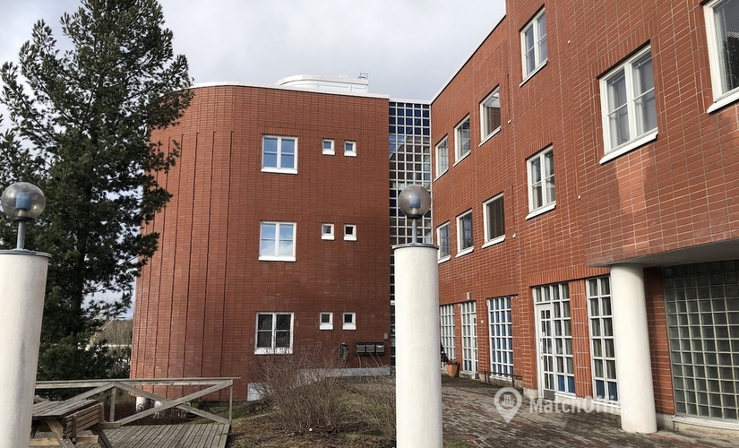 Toimisto Kurjenkellontie 5 02270 Espoo