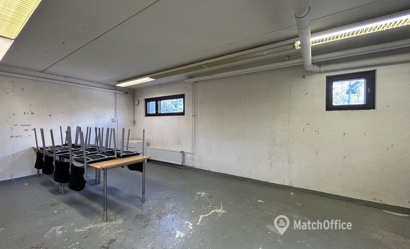 Varasto / tuotantotila Alakartanontie 7 D 37 02360 Espoo