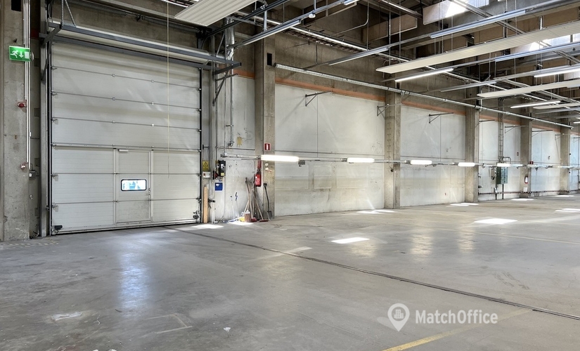 Varasto / tuotantotila Valokaari 8 00750 Helsinki