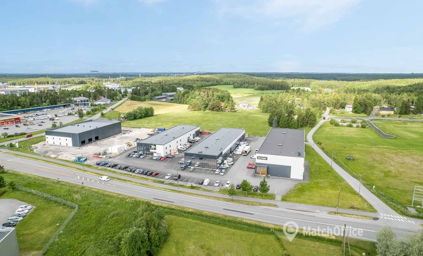 Varasto / tuotantotila Kuninkaanväylä 35 20320 Turku