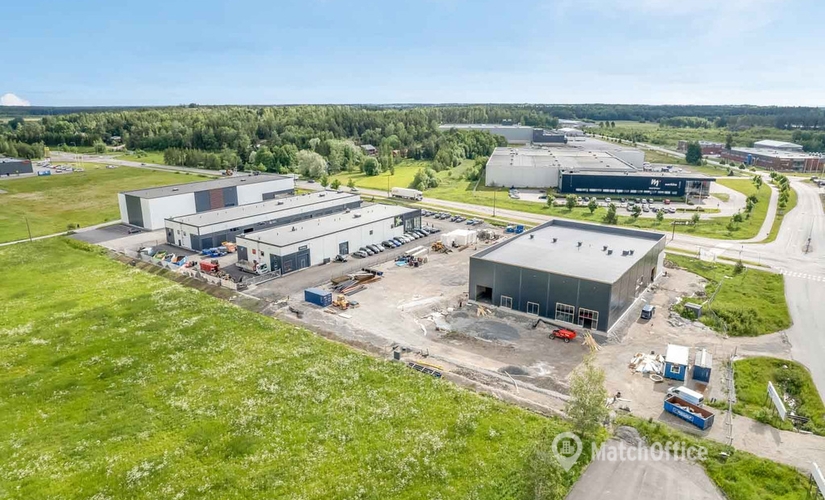 Varasto / tuotantotila Kuninkaanväylä 35 20320 Turku