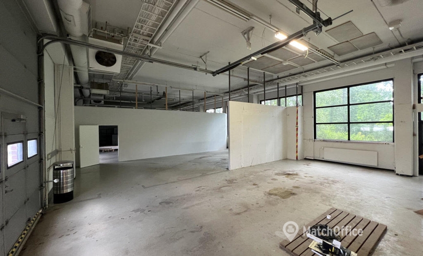 Varasto / tuotantotila Ruosilankuja 3 00390 Helsinki