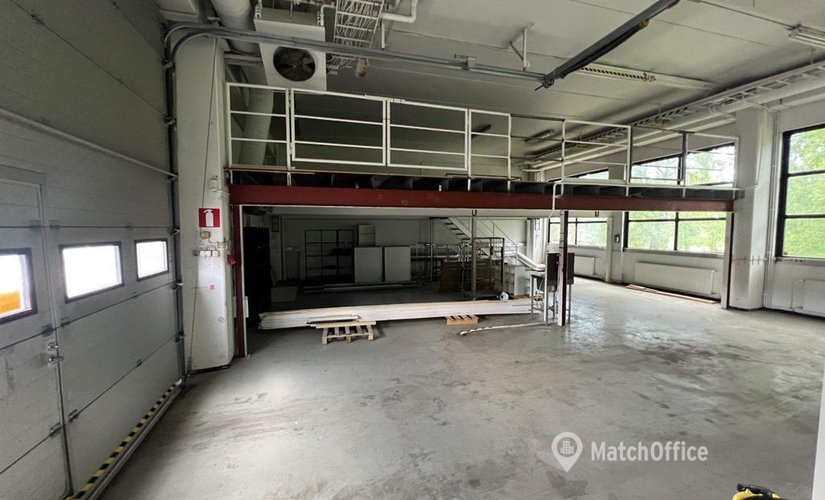 Varasto / tuotantotila Ruosilankuja 3 00390 Helsinki