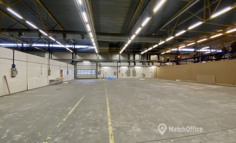 Varasto / tuotantotila Lasikaari 1 33960 Pirkkala