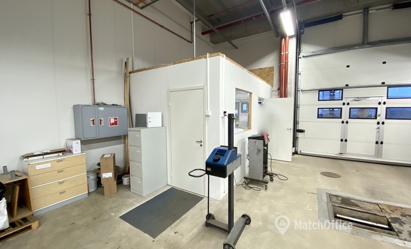 Varasto / tuotantotila Sillankorva 15 02300 Espoo