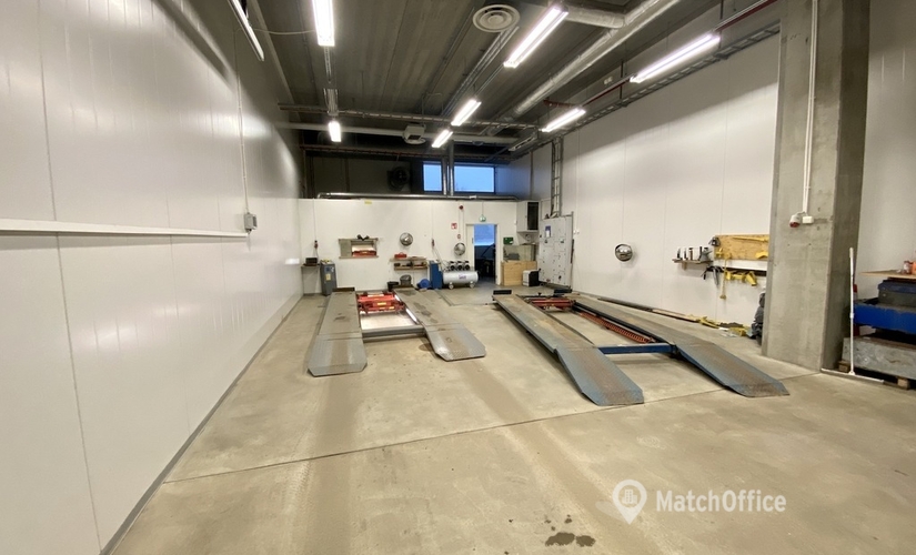 Varasto / tuotantotila Sillankorva 15 02300 Espoo