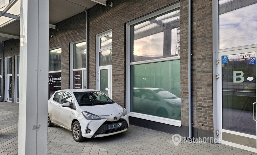 90 m² Store for rent in Vantaa, Zirkonipolku 2 (01700) - 2 | MatchOffice