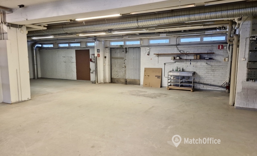 Vapaat varastotilat - Helsinki, Karvaamokuja 1, (00380) - 3 | MatchOffice