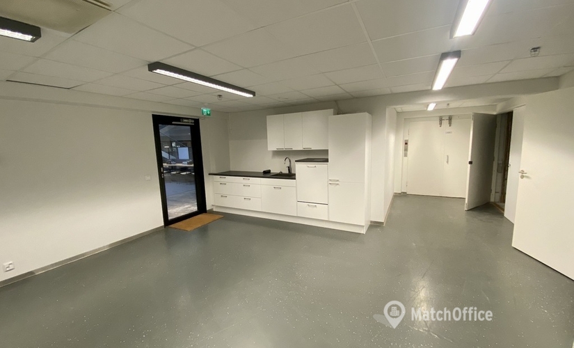 266 m² Warehouse storage for rent in Helsinki, Valimotie 21 (00380) - 2 | MatchOffice
