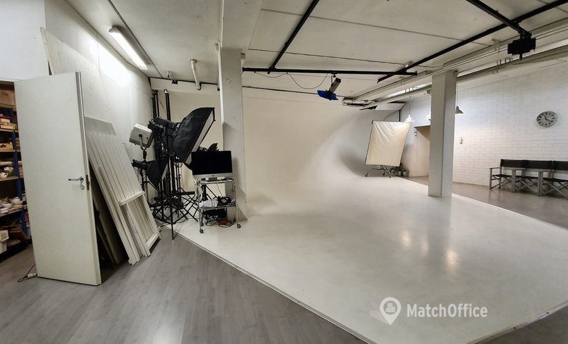 242 m² Warehouse space for rent in Tampere, Sorinkatu 4  (33100) - 2 | MatchOffice