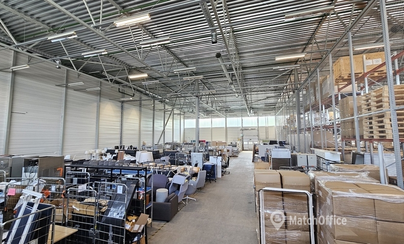 2000 m² Warehouse space rental in Vantaa, Tikkurilantie 140 B (01530) - 2 | MatchOffice.com