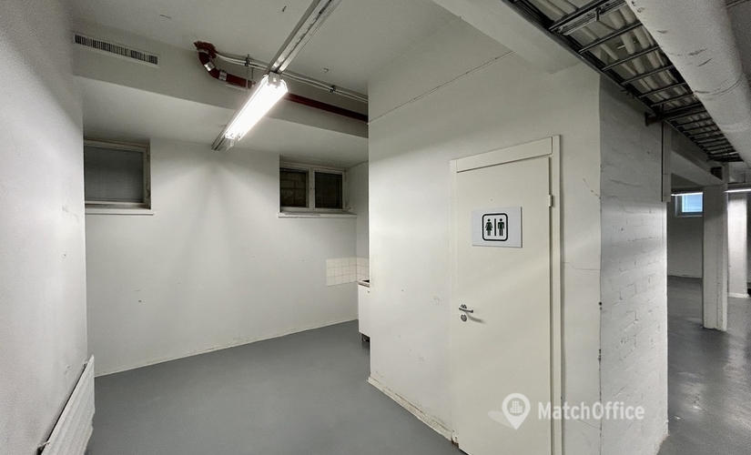329 m² Commercial warehouse up for rent in Helsinki, Kiviaidankatu 2 (00210) - 4 | MatchOffice.com