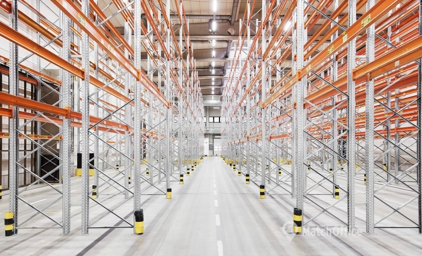 1645 m² Warehouse space for rent in Vantaa, Hakkilankaari 1 (01380) - 3 | MatchOffice