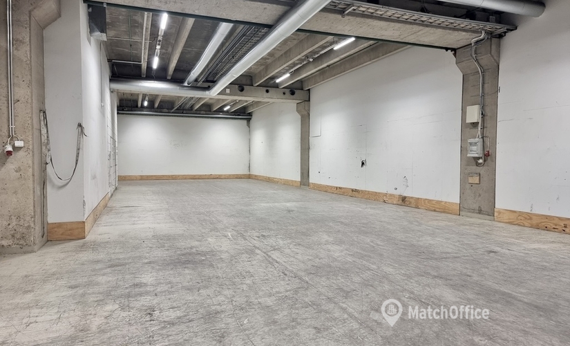 391 m² Workshop space for rent in Vantaa, Vanha Porvoontie 231 (01380) - 1 | MatchOffice