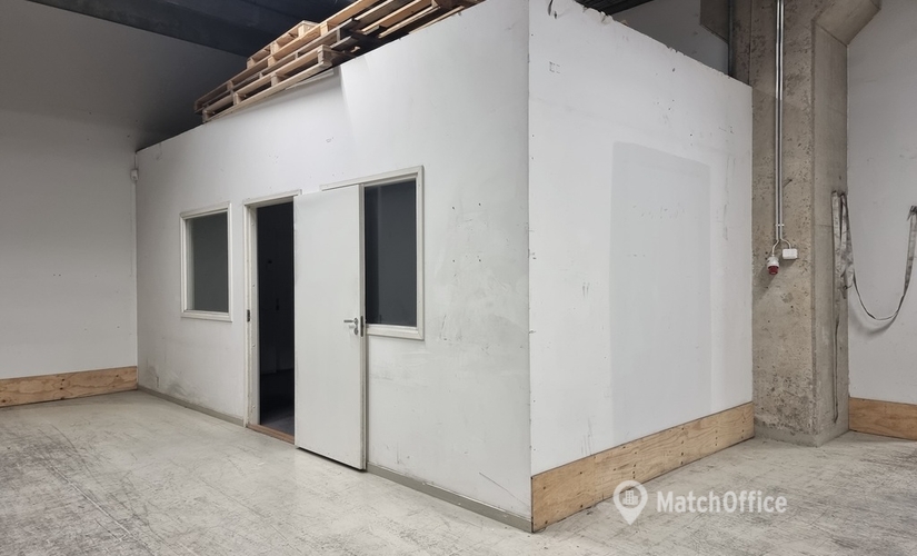 391 m² Commercial warehouse up for rent in Vantaa, Vanha Porvoontie 231 (01380) - 2 | MatchOffice.com