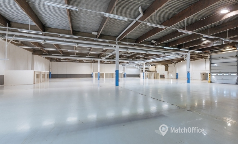 890 m² Office warehouse for rent in Vantaa, Vetokuja 2 (01610) - 0 | MatchOffice