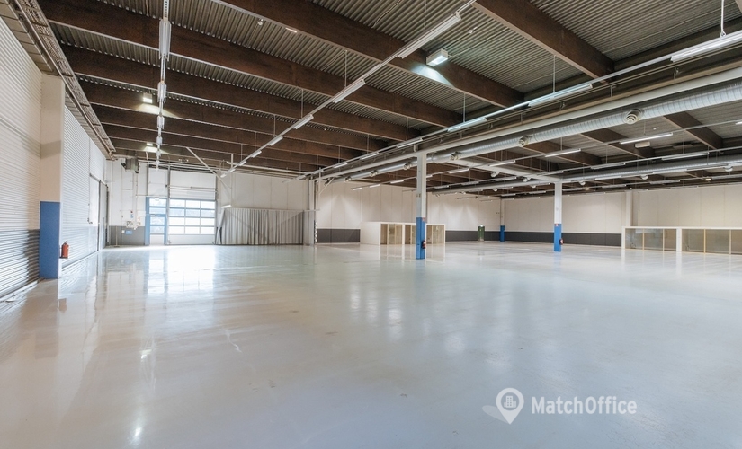 890 m² Warehouse space rental in Vantaa, Vetokuja 2 (01610) - 4 | MatchOffice.com