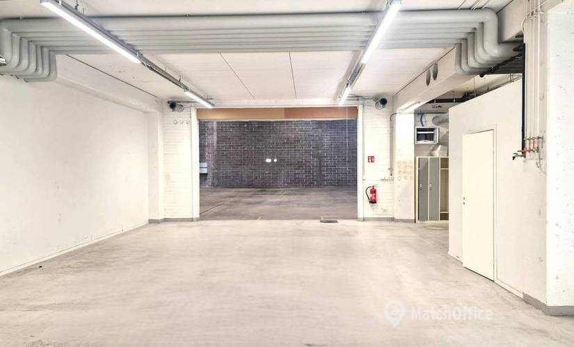 923 m² Warehouse for rent in Helsinki, Valokaari 8 (00750) - 4 | MatchOffice