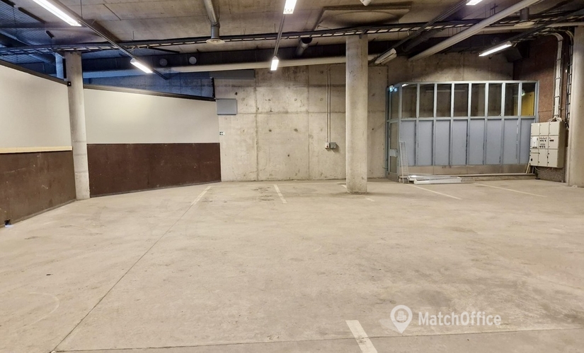 246 m² Warehouse rental in Vantaa, Muuntotie 1 (01510) - 1 | MatchOffice.com