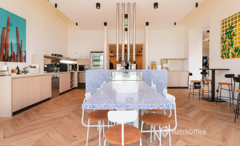 100 m² Business space building available to rent in Paris, Avenue des Champs-Élysées 92 (75008) - 4 | MatchOffice.com