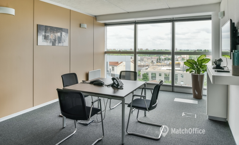 67 m² Meeting room in Pantin, 41 rue Delizy (93500) - 1 | MatchOffice.com