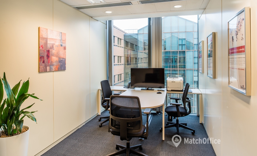 60 m² Conference space in Paris 18, 11 rue de Cambrai (75947) - 2 | MatchOffice.com