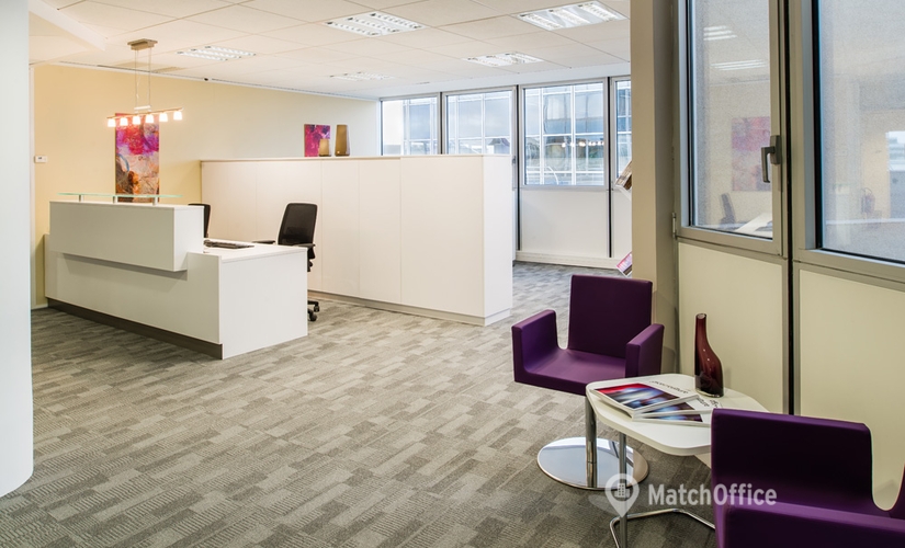 70 m² Business park property up for rent in Velizy-Villacoublay, 13 avenue Morane Saulnier (78457) - 1 | MatchOffice.com